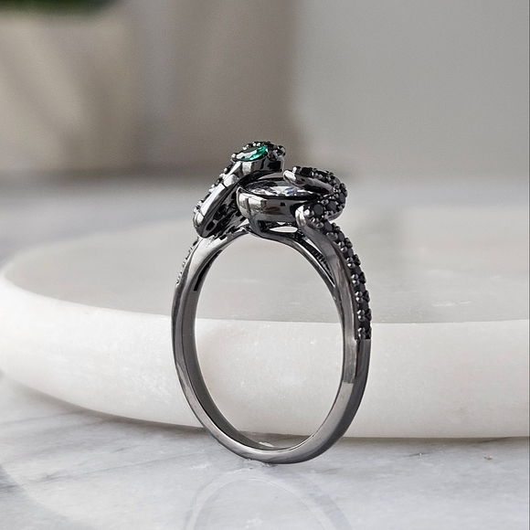 Black Gold Snake Ring, Size 7 Charmed Aroma - Picture 2 of 5